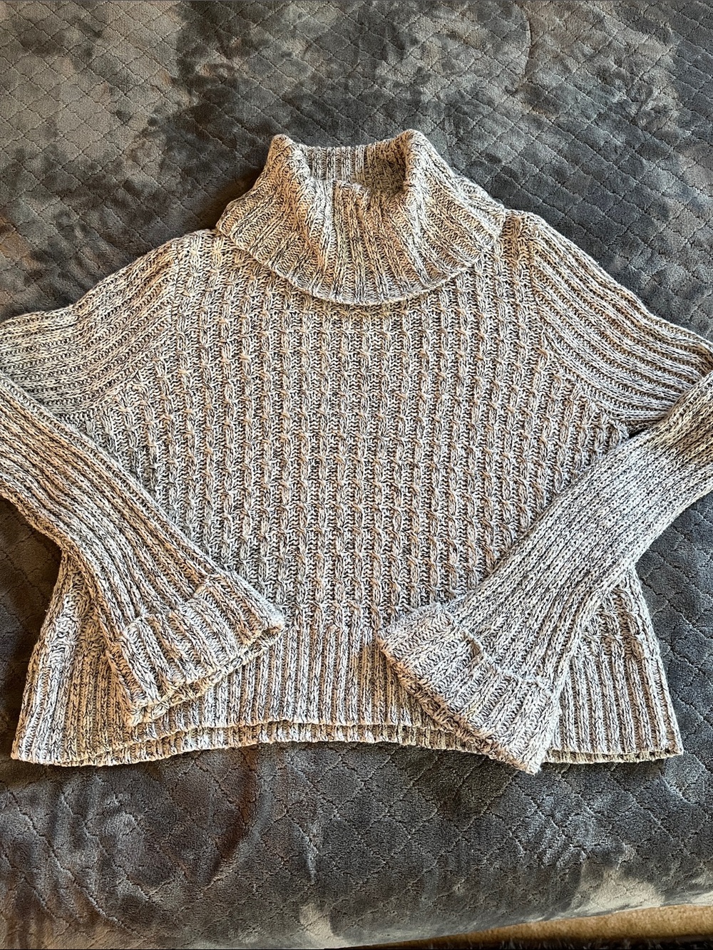 Free People Heathered Beige Turtleneck Sweater Women’s size Large - Picture 1 of 3